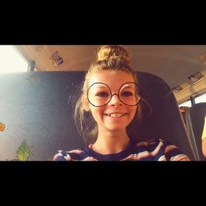 Meet your Posher, Megan